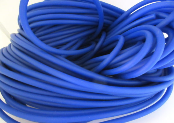Caucciù forato blu