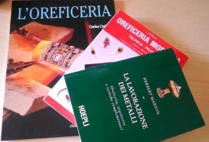 Scopri di più sull'articolo Manuali di oreficeria: letture consigliate
